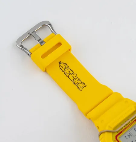 Caseback G-Shock DW-5600MOT26-9 bertuliskan Potential dan copyright Nintendo